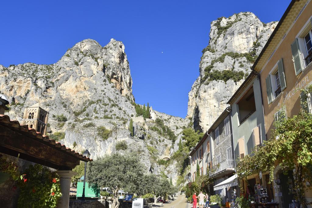 Le Relais De Moustiers Hotell Eksteriør bilde